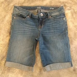 A.N.A. Bermuda shorts